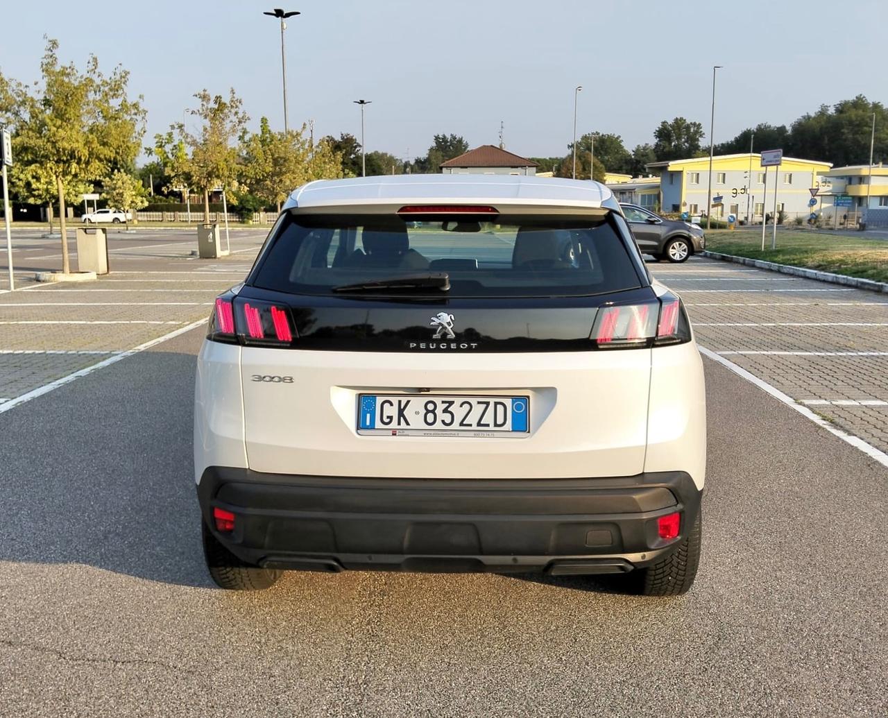 Peugeot 3008 PureTech Turbo 130 S&S EAT8*Navi*Camera*