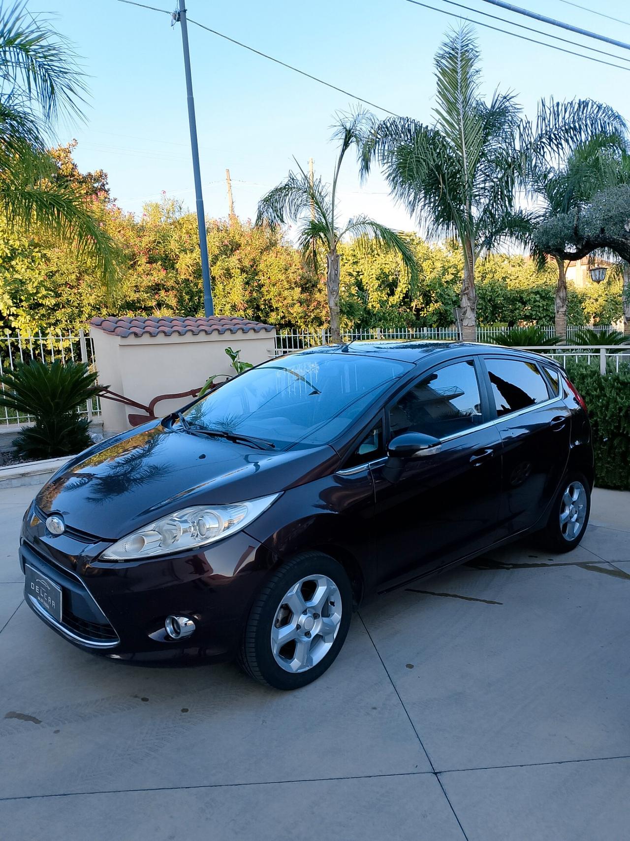 Ford Fiesta 1.4 TDCi 5p. Ghia
