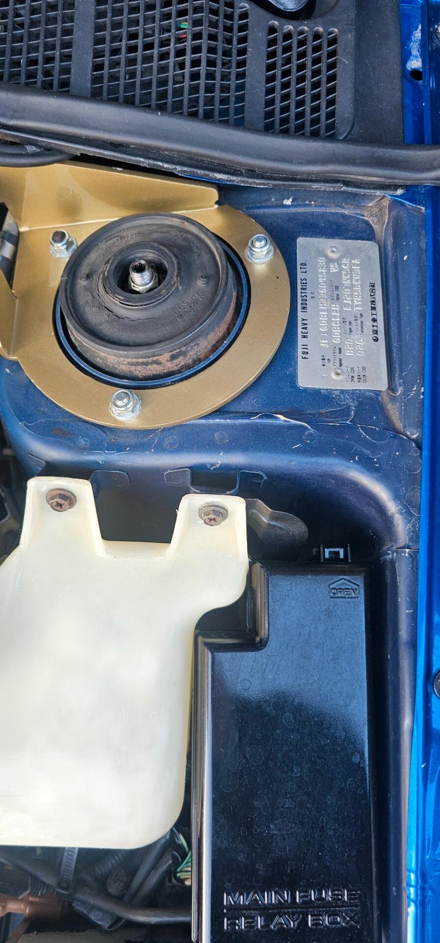 Subaru Impreza 2.0 turbo 16V cat STi 265cv leggi