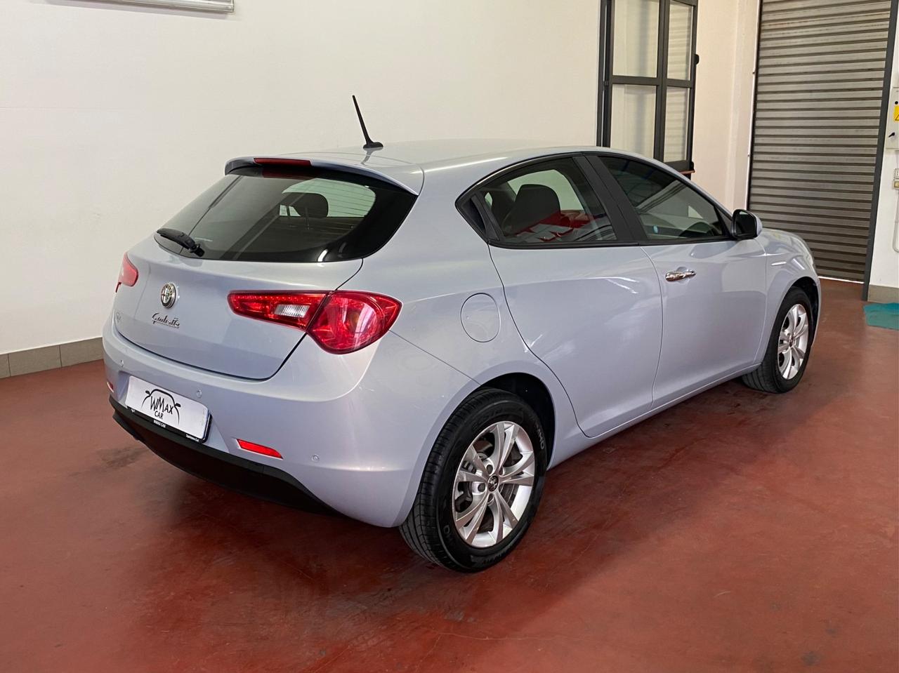 Alfa Romeo Giulietta 1.6 JTDm-2 105 CV Distinctive