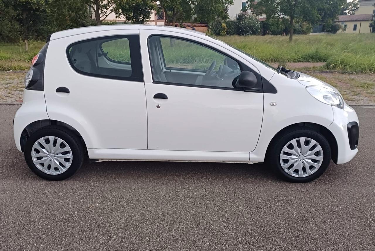 Citroen C1 1.0 5 porte DeeJay ANNO 2013