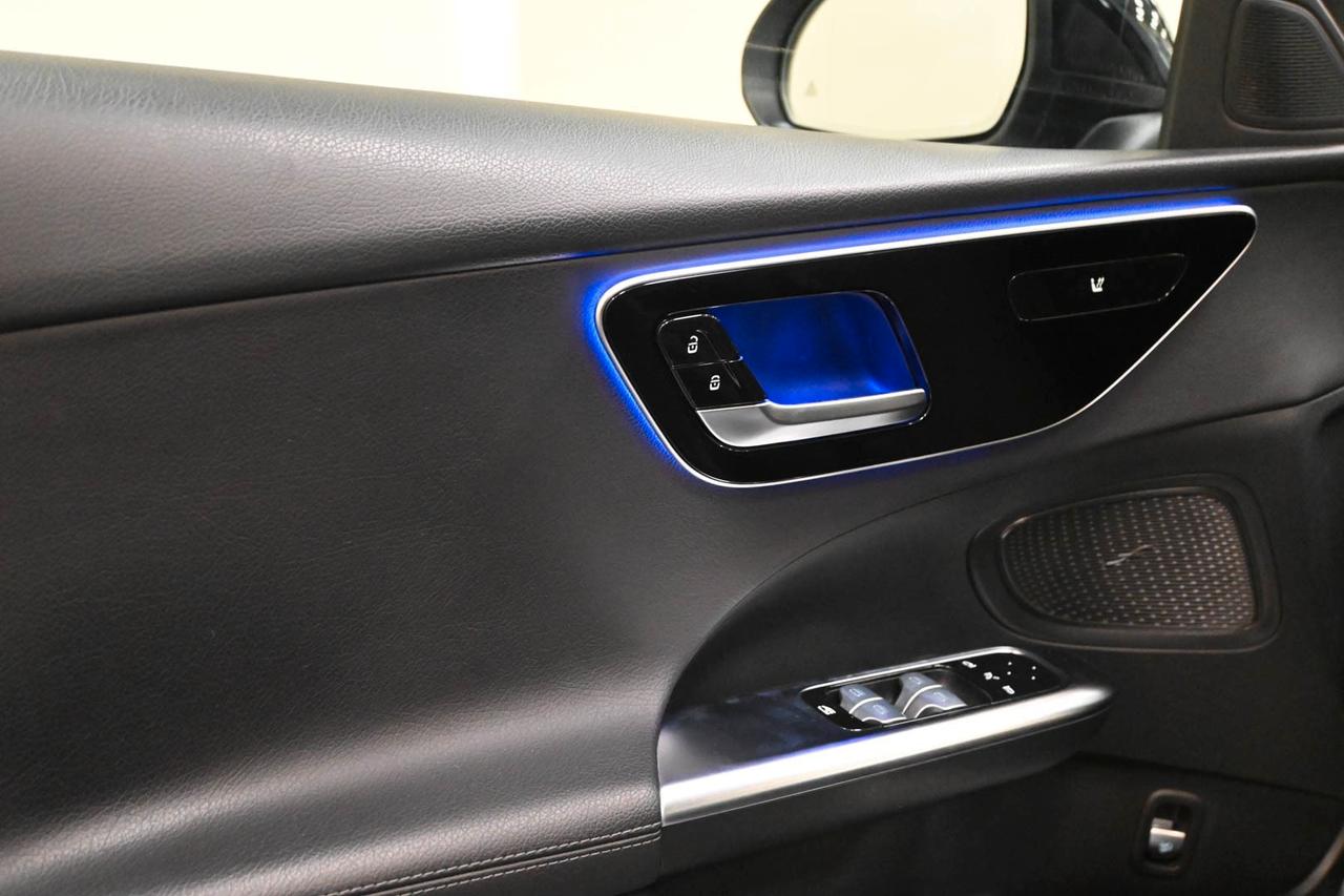 MERCEDES Classe C (W/S206) C 220 d Mild hybri...