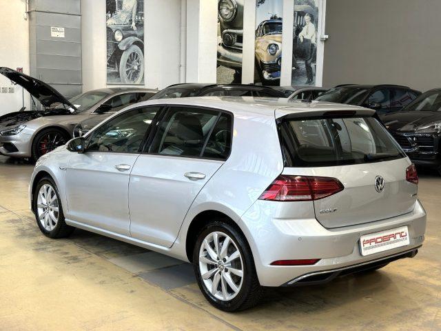 VOLKSWAGEN Golf 1.5 TGI 5p. Business - Carplay - Adaptive Cruise