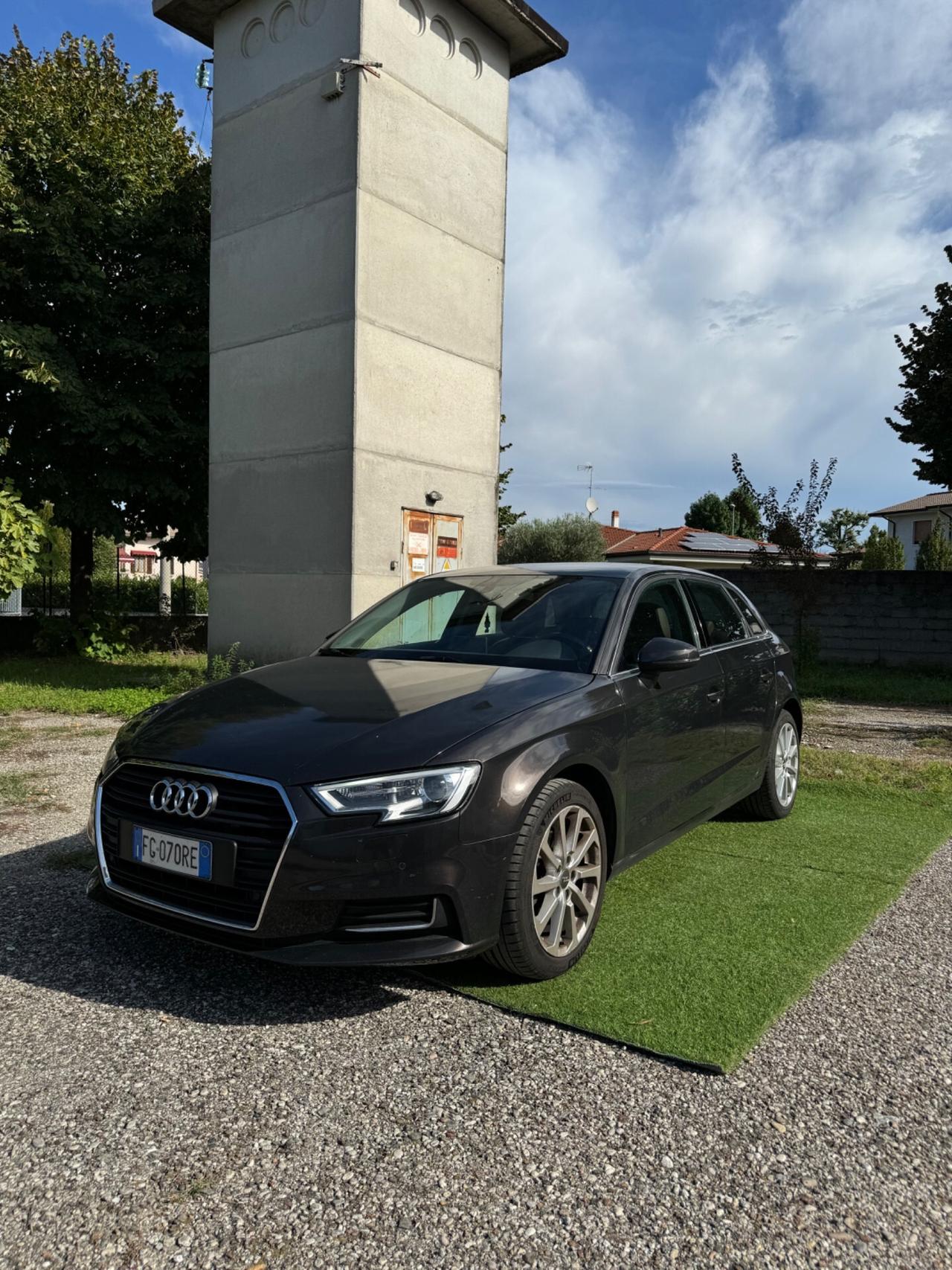 Audi A3 1.6 TDI S tronic Business