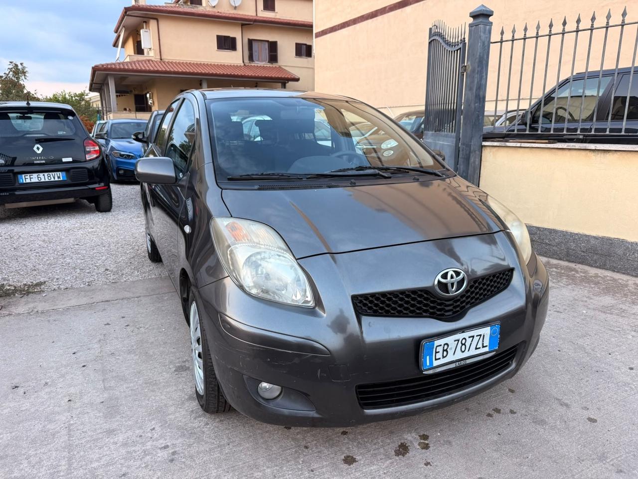 Toyota Yaris 1.3 5 porte Sol