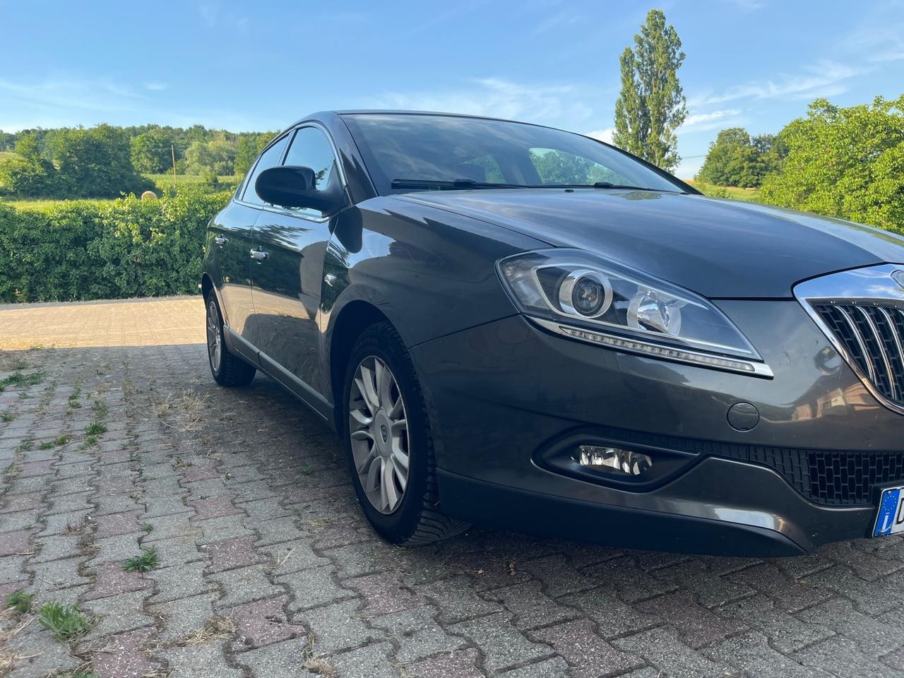 Lancia Delta 1.6 MJT Platino NUOVISSIMA