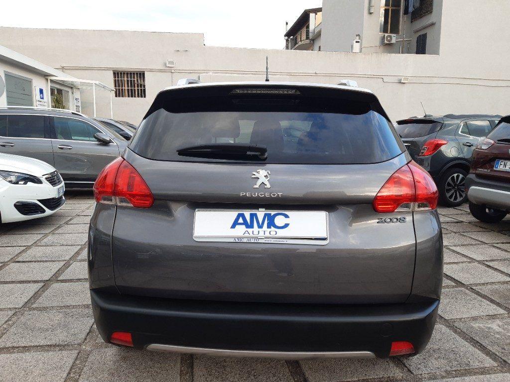 Peugeot 2008 PureTech 82 Allure