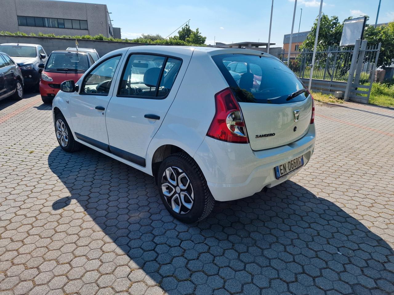 Dacia Sandero 1.2 GPL 75CV 98000 km