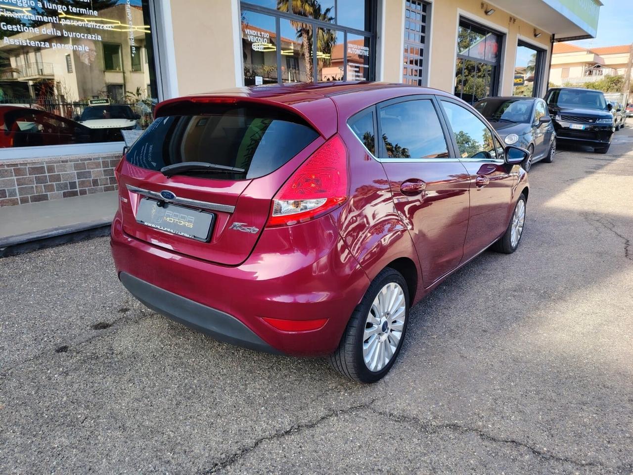 Ford Fiesta 1.6 TDCi 90CV 5 porte DPF Titanium