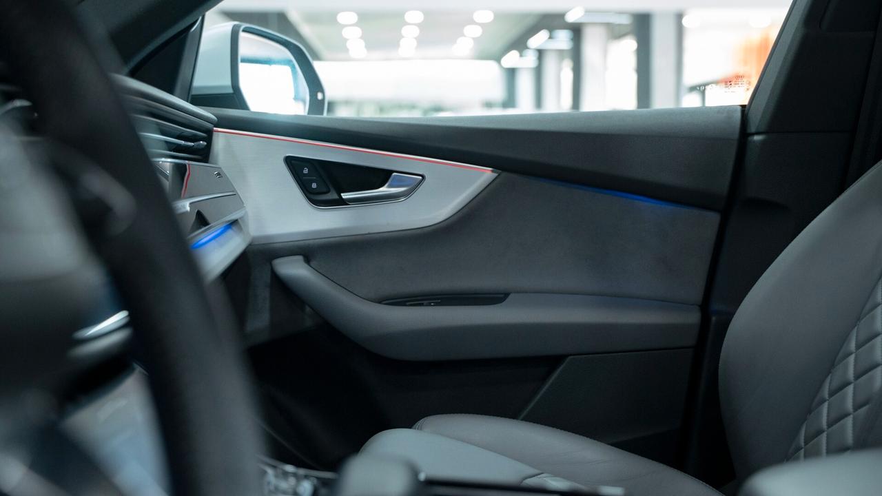 Audi Q8 50 3.0 TDI MHEV QUATTRO S LINE 22" TETTO SOSPENSIONI LUCI FULL OPTIONAL