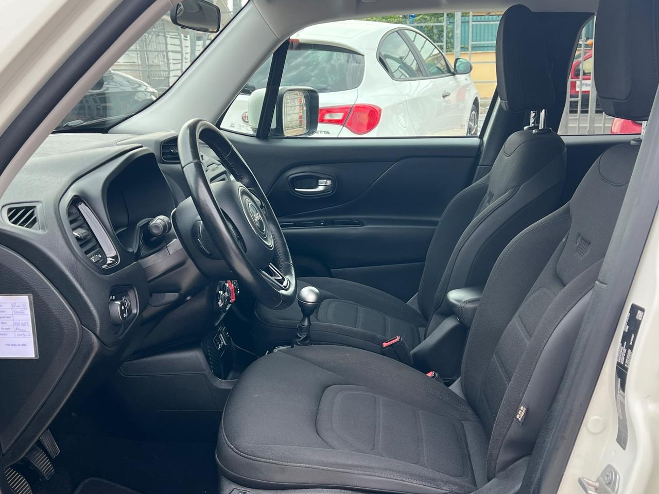 Jeep Renegade 1.6 E-TorQ EVO night eagle