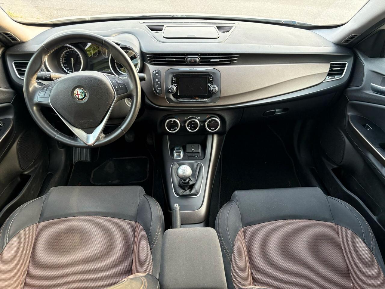 Alfa Romeo Giulietta 1.6 JTDm-2 105 CV Distinctive