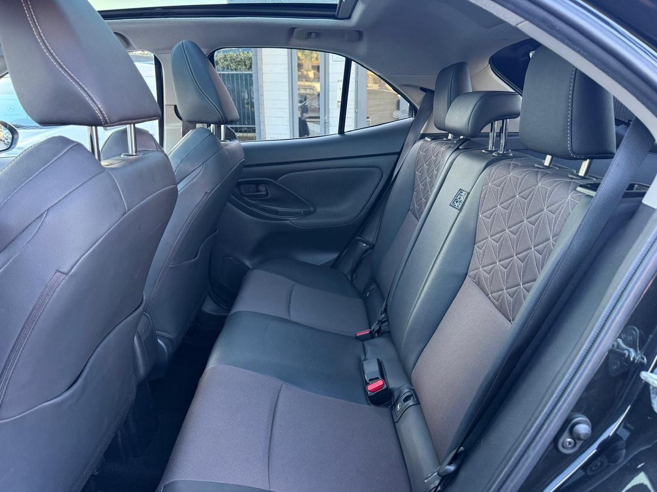 Toyota Yaris Cross 1.5 Hybrid 5p. E-CVT AWD-i Lounge