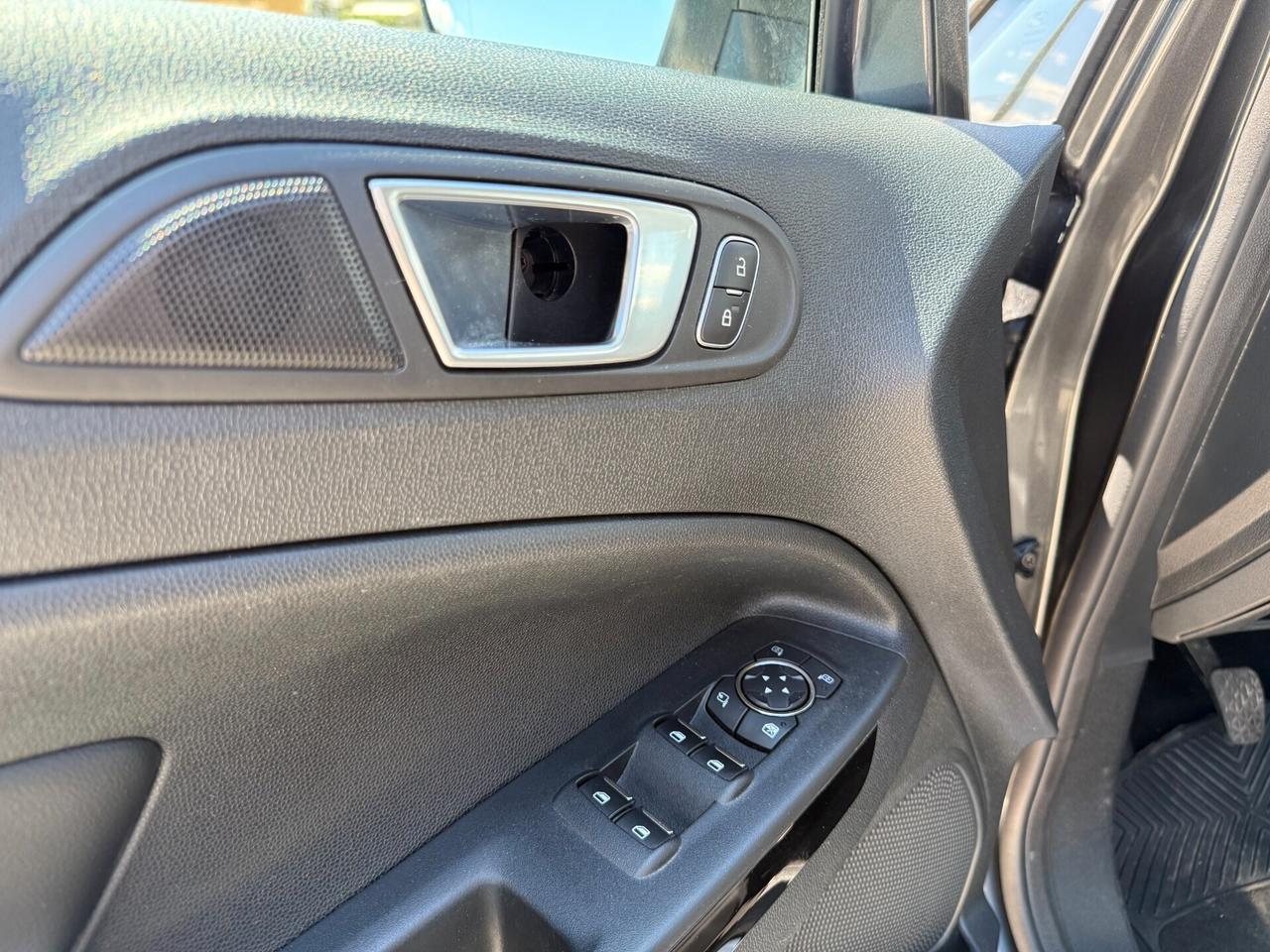 Ford EcoSport 1.5 TDCI Titanium *GARANZIA FORD*