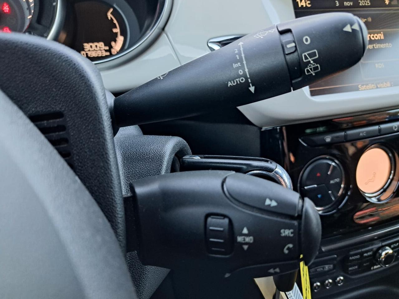 DS DS3 1.6 VTi 120 Just Black