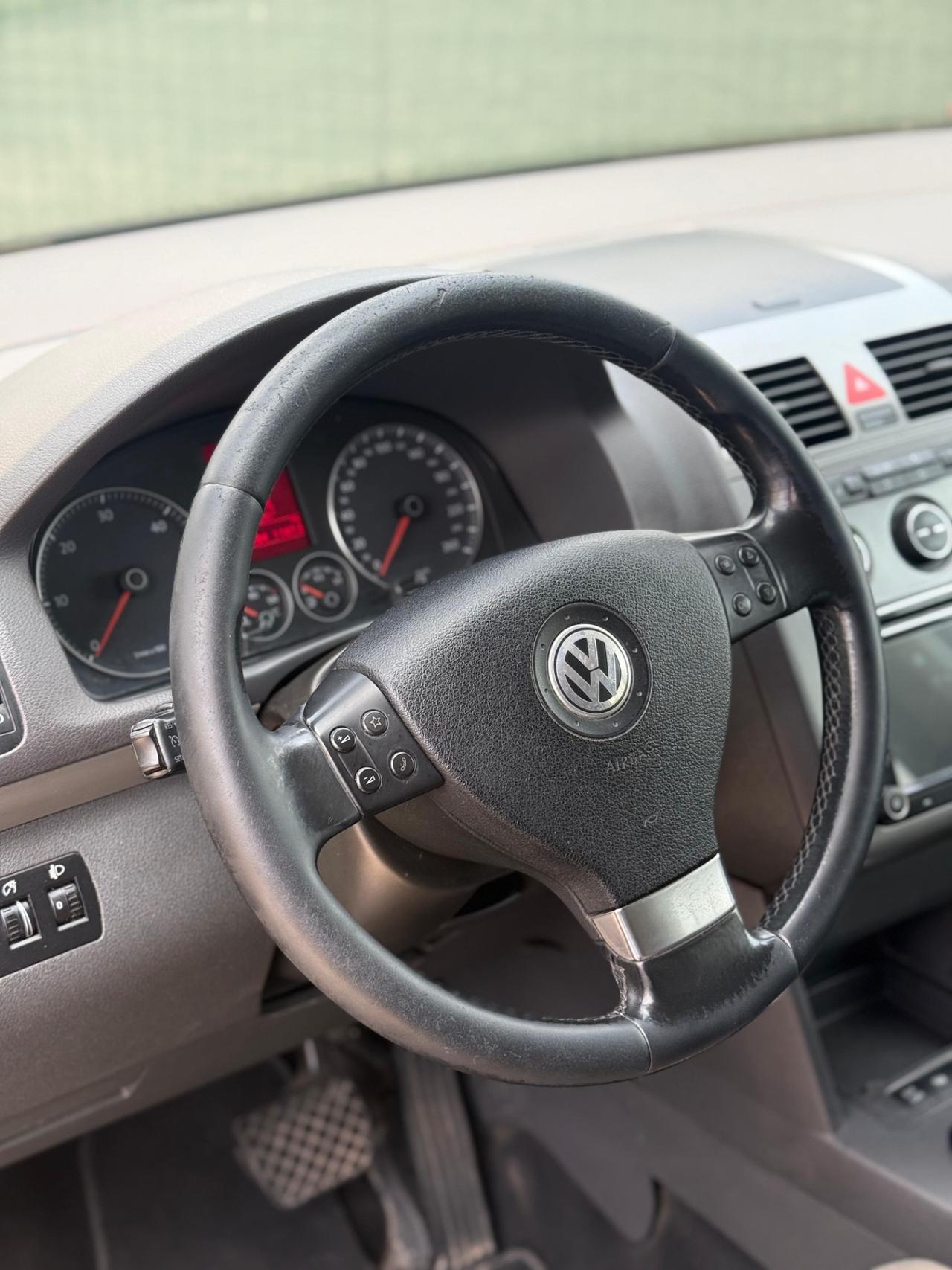 Volkswagen Touran 2.0 TDI automatico km 300 mil 7 posti