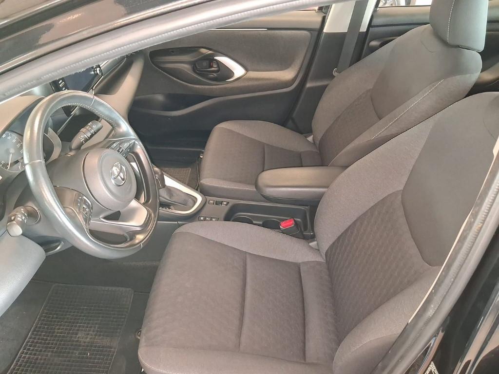 TOYOTA Yaris IV 2020 - Yaris 1.5h Business