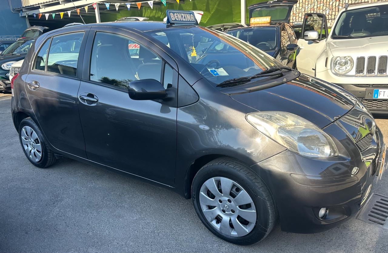 Toyota Yaris 1.0 5 porte Sol 03/2009