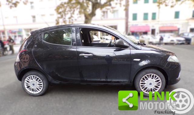 LANCIA Ypsilon 1.2 69 CV 5 porte - NEOPATENTATI!