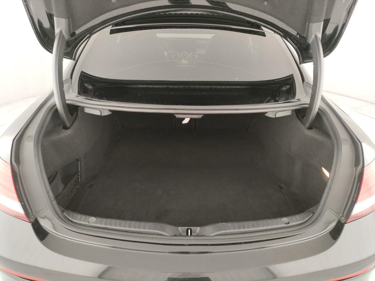 Mercedes-Benz C Coupe 200 mhev (eq-boost) Premium Plus auto