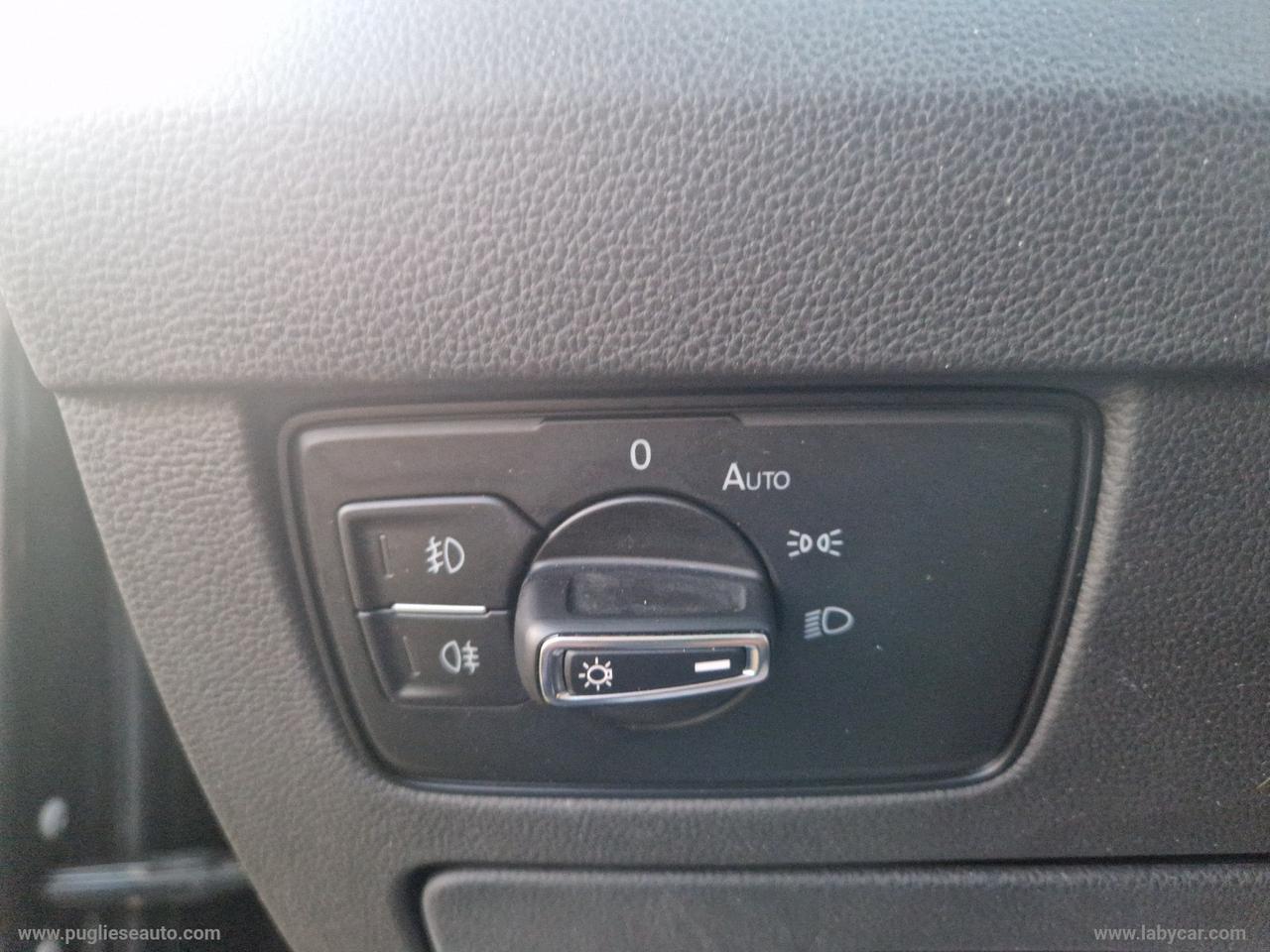 VOLKSWAGEN Passat Var. 2.0 TDI DSG Business TETTO