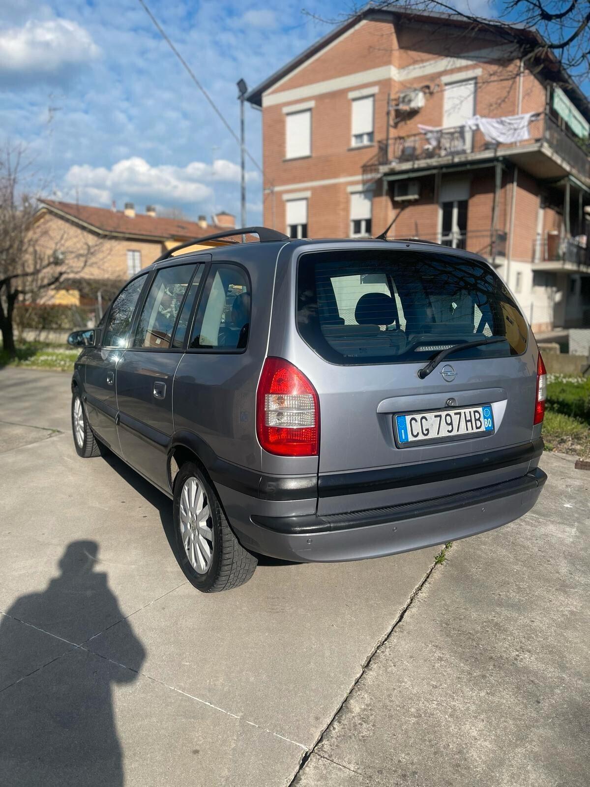 Opel Zafira 1.6 16V cat Elegance