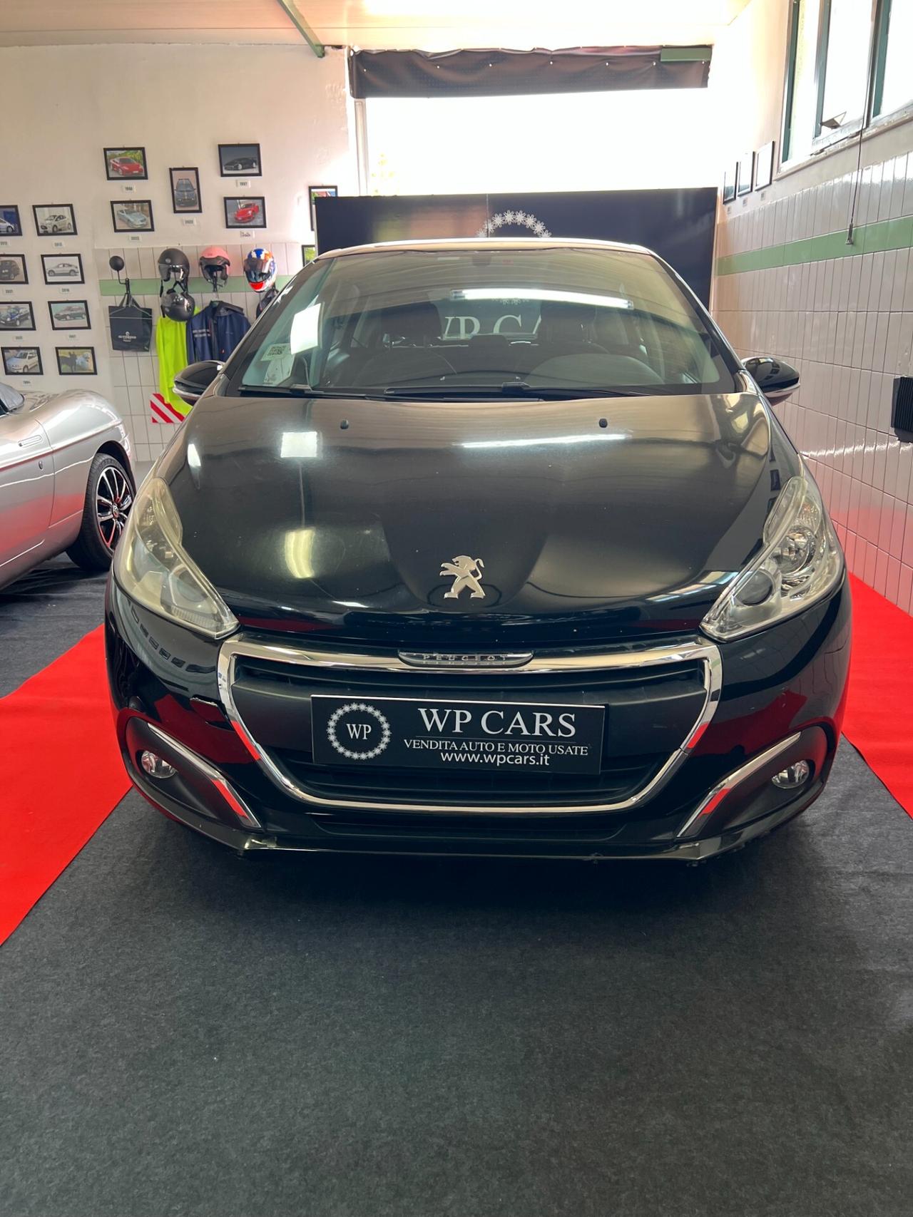 Peugeot 208 1.4 HDi 68 CV 5 porte Business