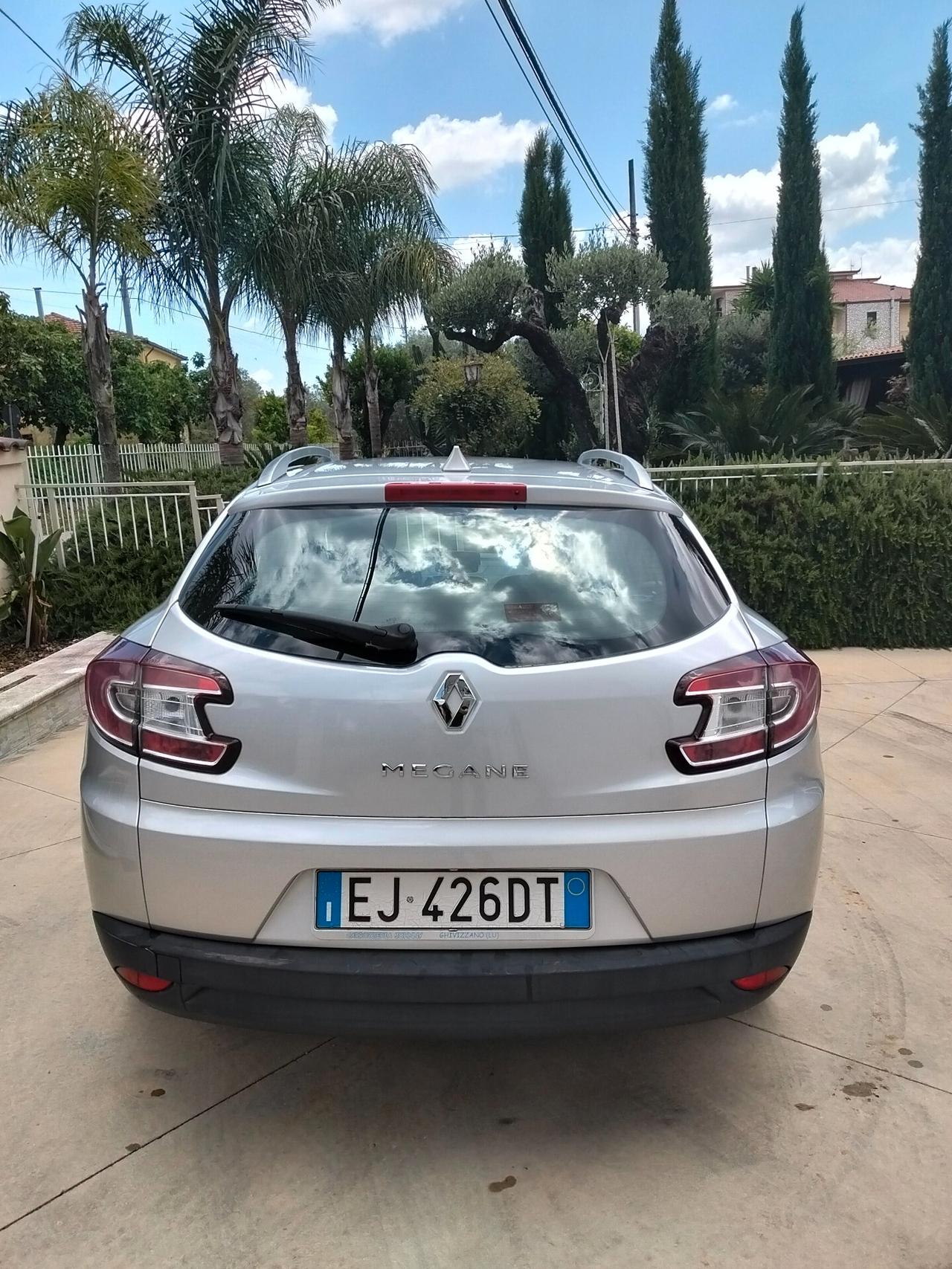 Renault Megane Mégane 1.5 dCi 110CV EDC Attractive
