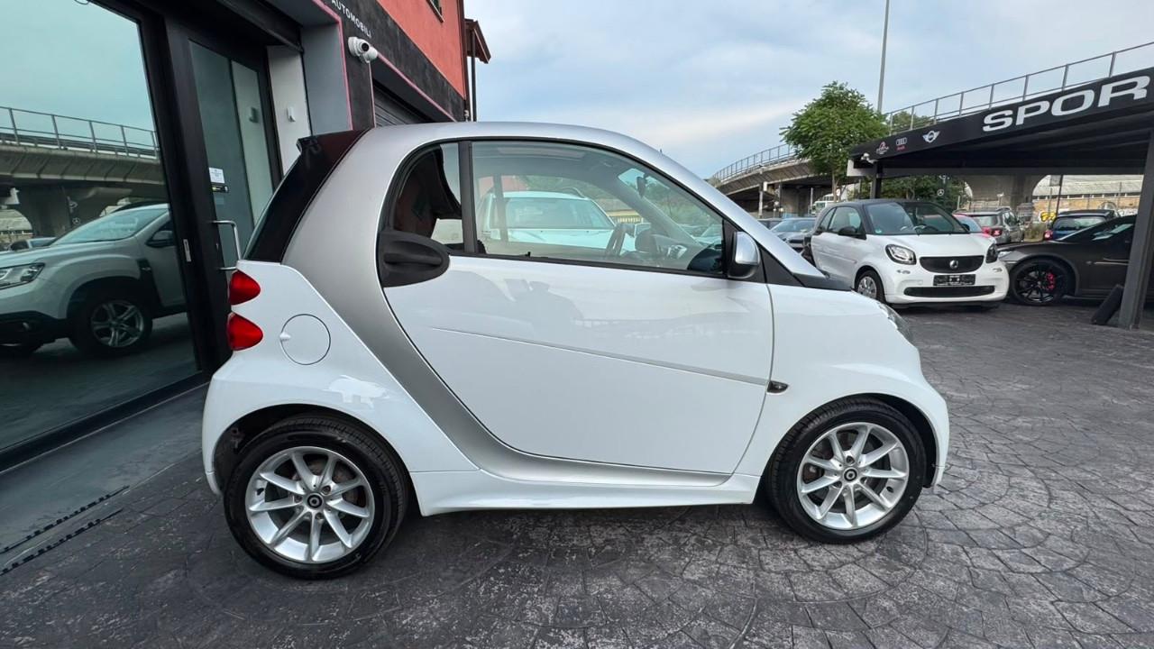 Smart fortwo coupe Fortwo 1.0 Passion 84cv FL SERVOSTERZO