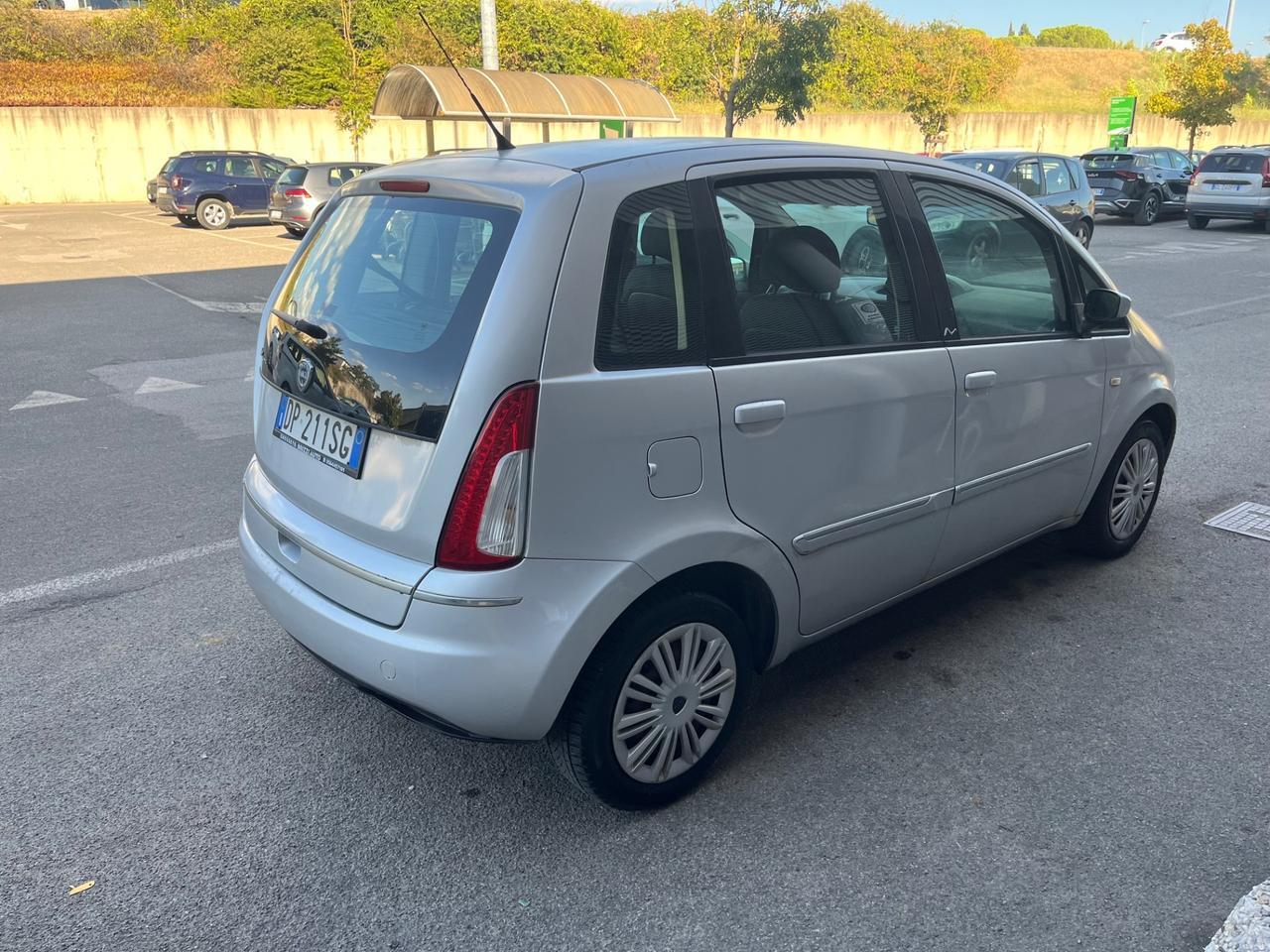 Lancia MUSA 1.4 Argento 2008 94.000 KM