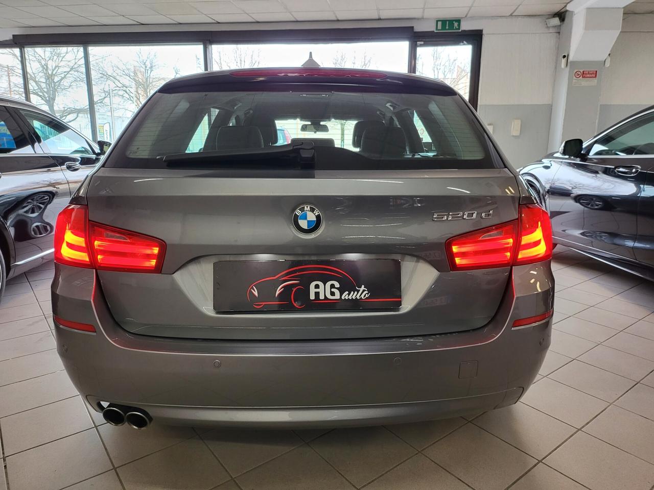 Bmw 520 520d Touring Business aut. BOOK SERVICE BMW