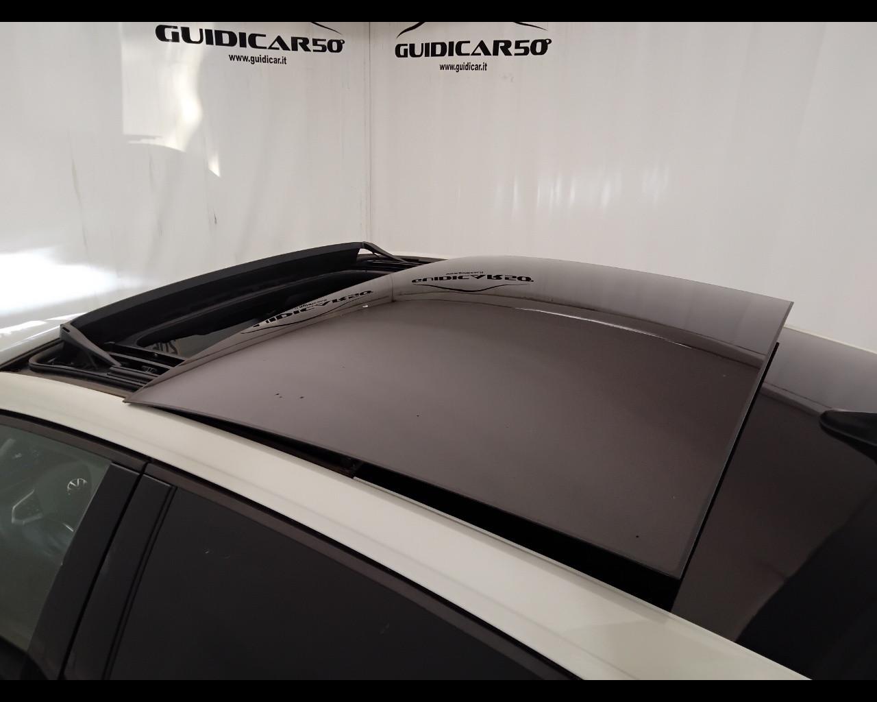 VOLKSWAGEN Taigo - Taigo 1.0 tsi R-Line 110cv