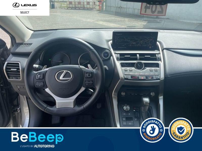Lexus NX 300H 2.5 PREMIUM 4WD CVT