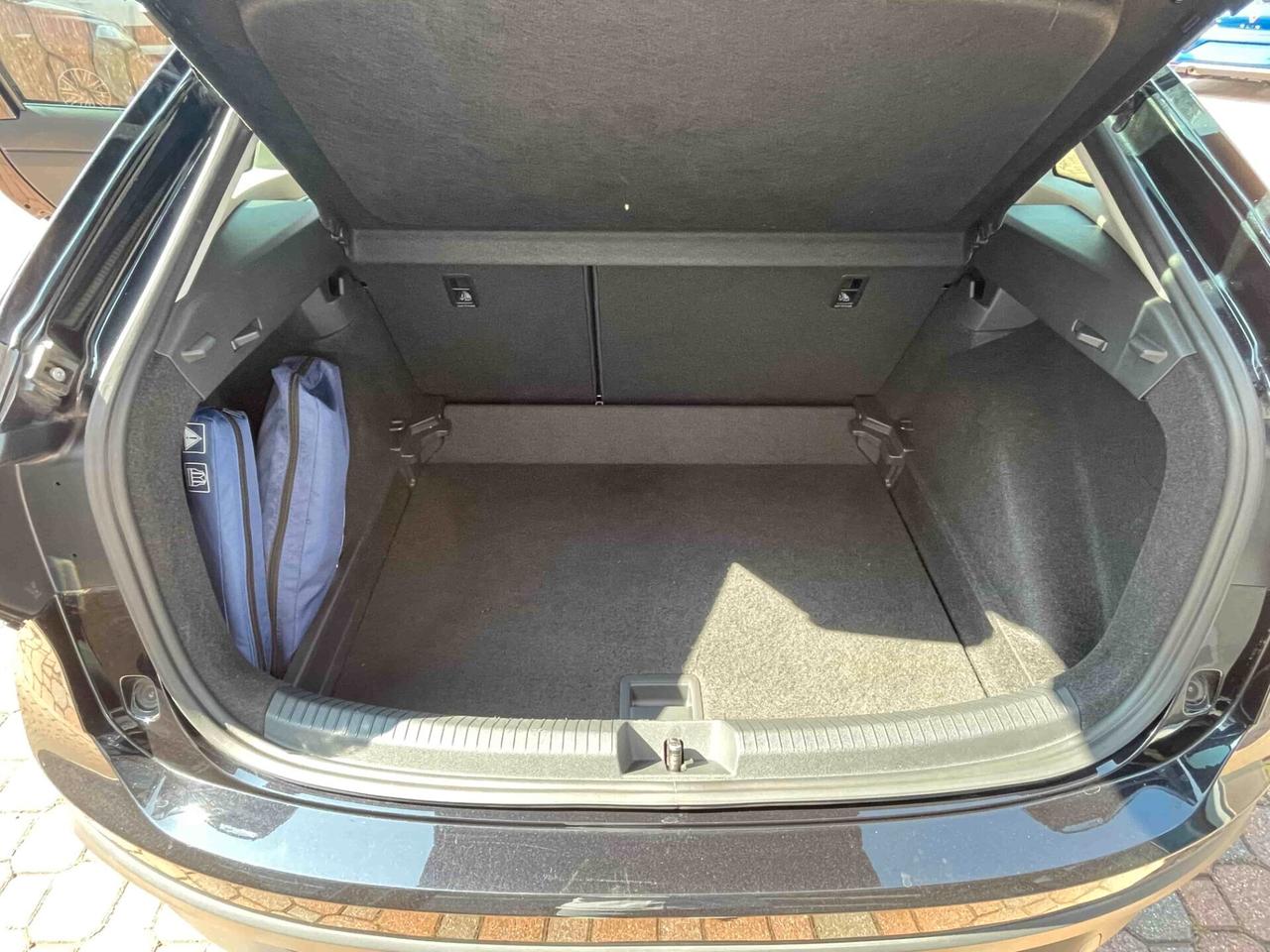 Volkswagen Taigo 1.0 TSI 110 CV DSG Life NEOPATENTATI