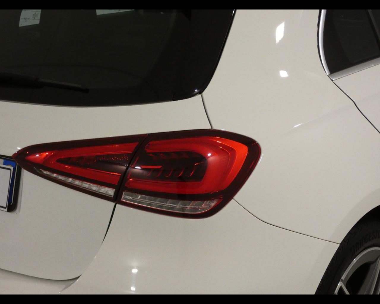 Mercedes-Benz Classe A (W177) - A 180 d Automatic Premium