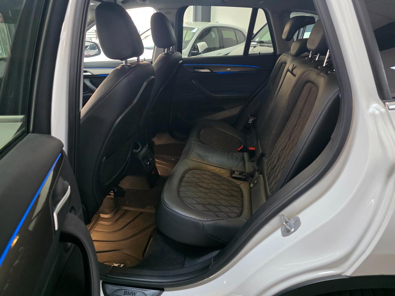Bmw X1 sDrive18d xLine