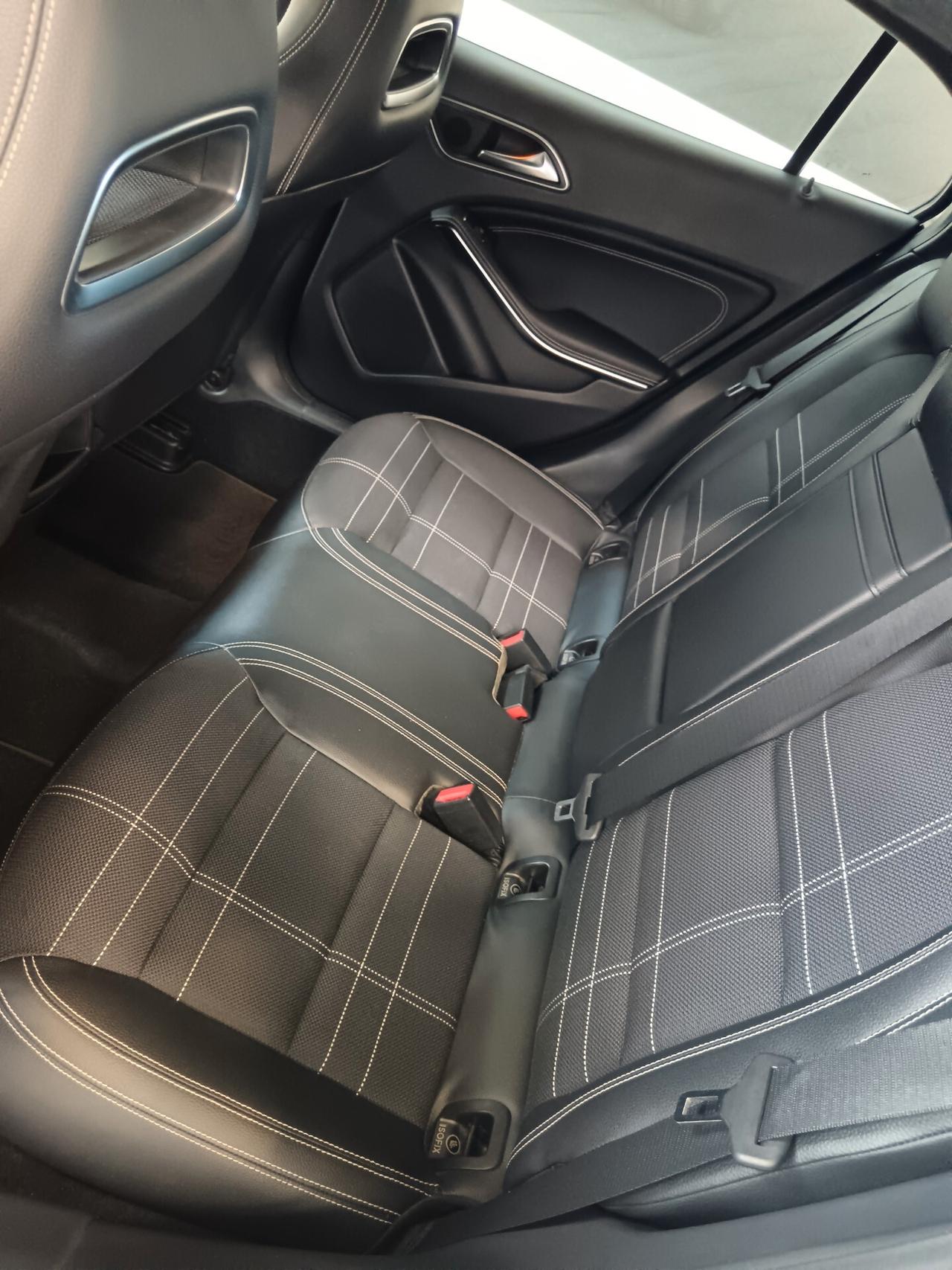 Mercedes-benz GLA 200 CDI Automatic Sport EURO 6b PREZZO REALE