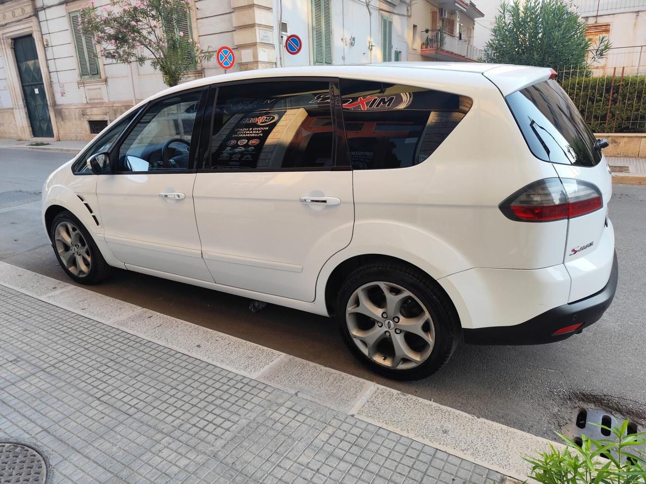 Ford S-Max 2.0 TDCi 140CV Titanium TETTO