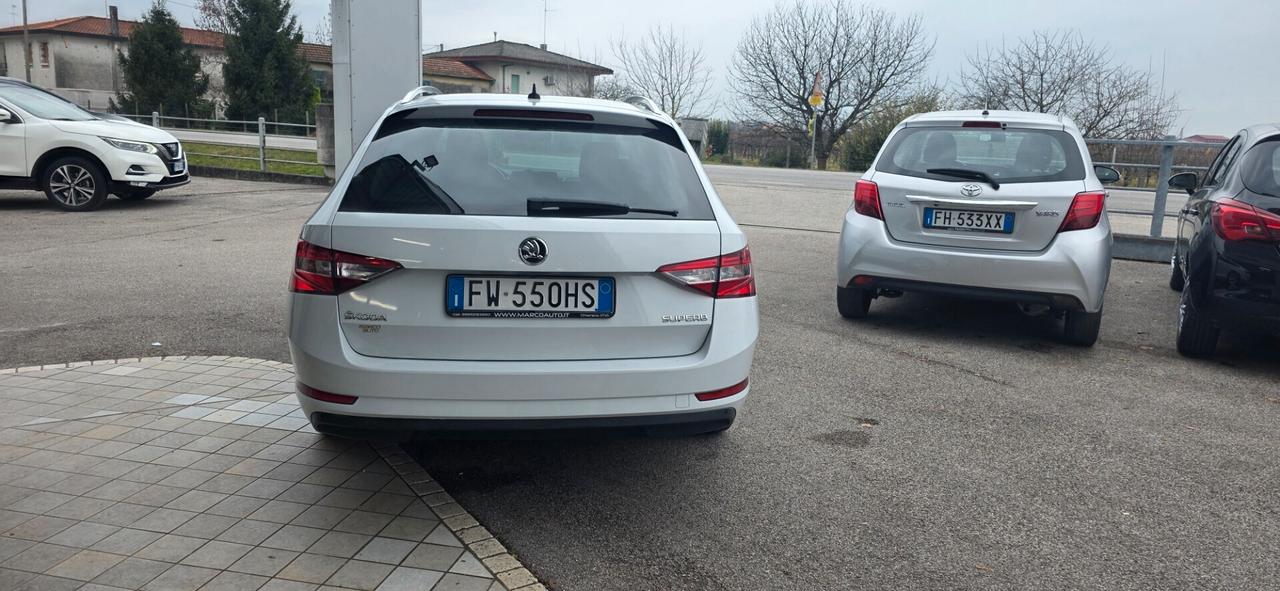 Skoda Superb 1.6 TDI DSG Wagon Ambition