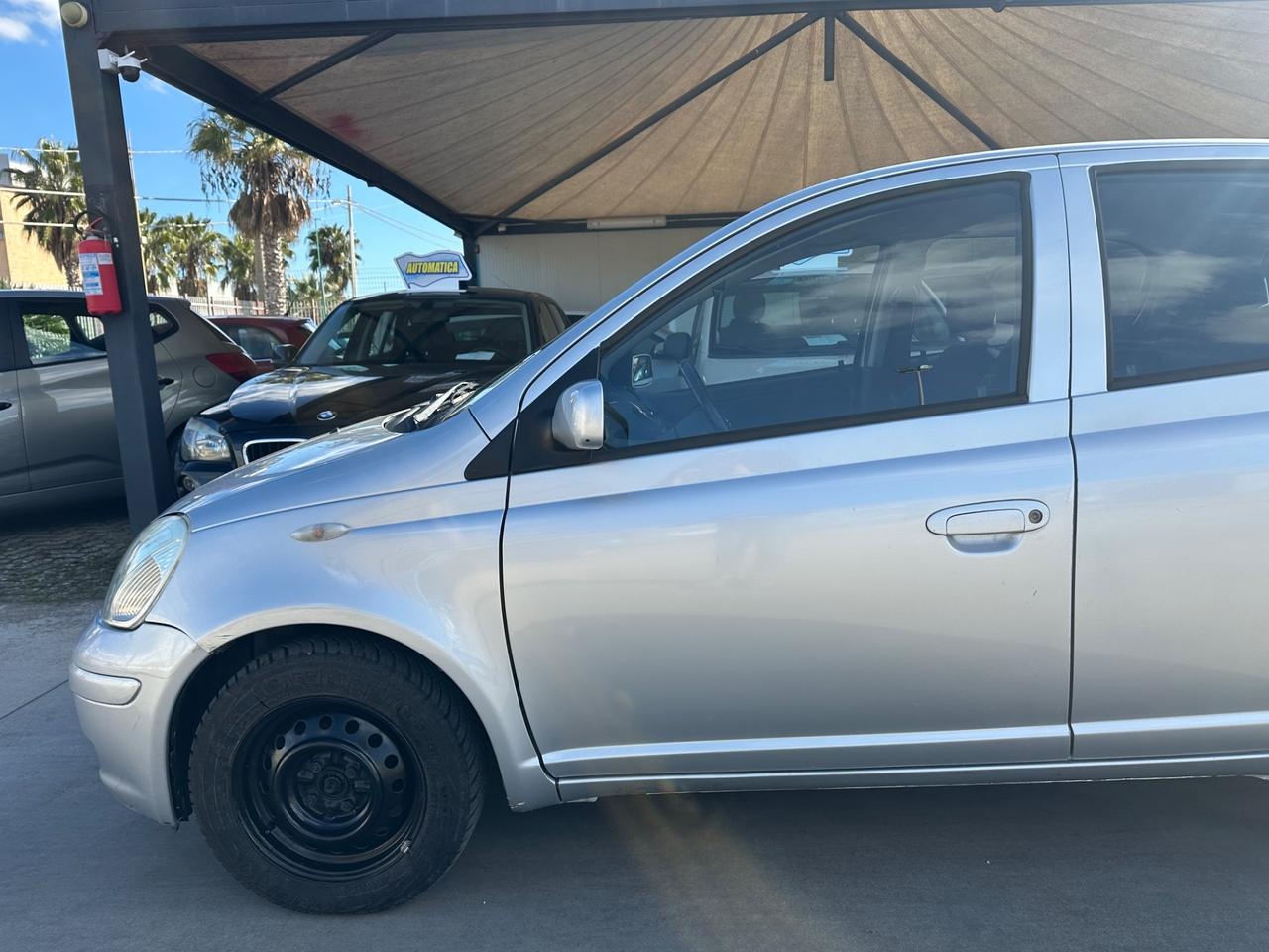 Toyota YARIS 1.0 BENZINA 2005 - SOLO 120 MILA KM