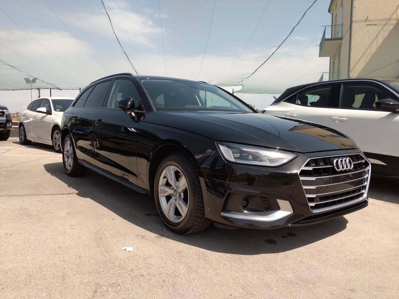 Audi A4 Avant 35 TDI/163 CV S tronic