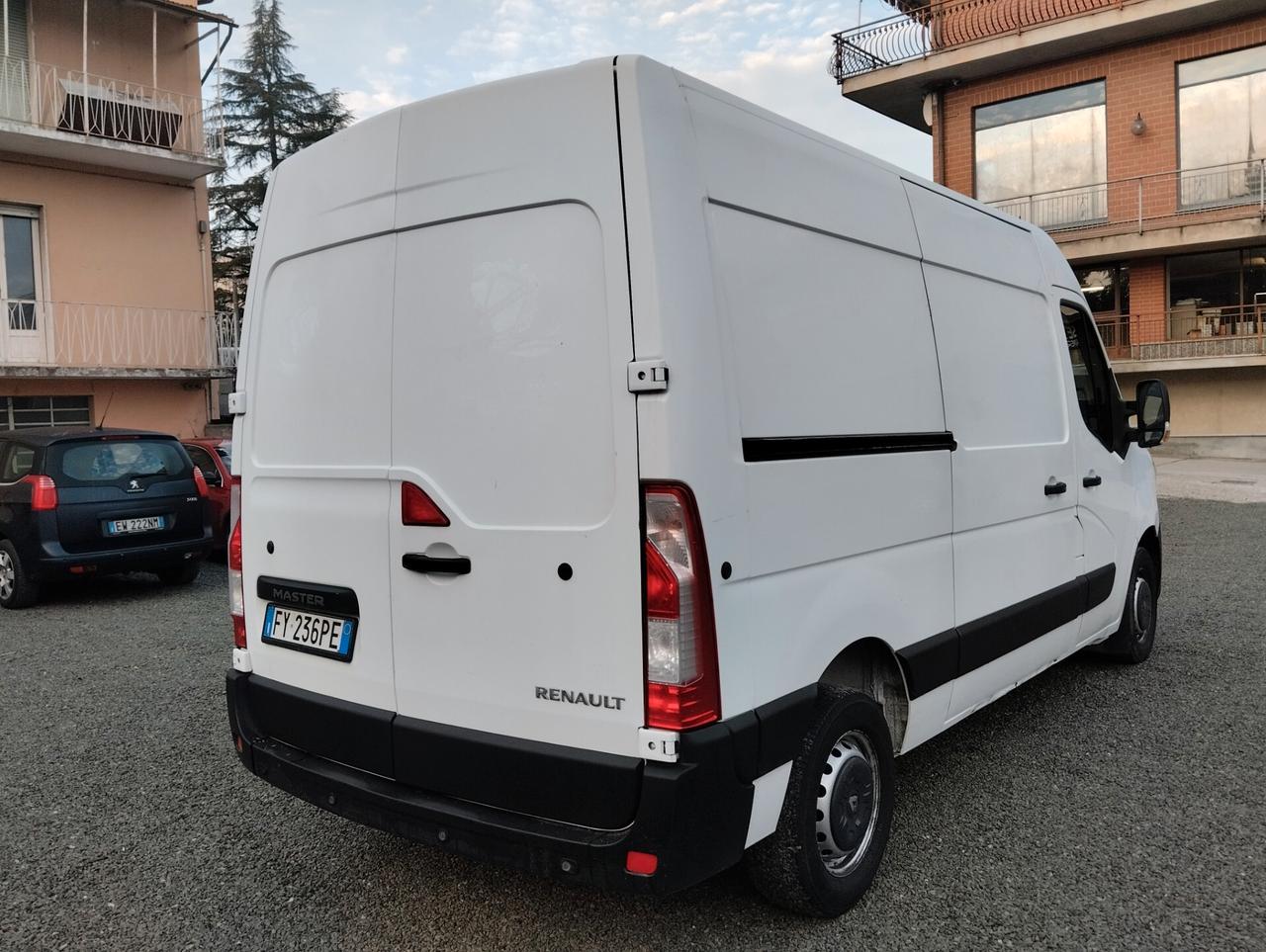 RENAULT MASTER 2.3 DCI 150 CV - P.TA 1.451 KG