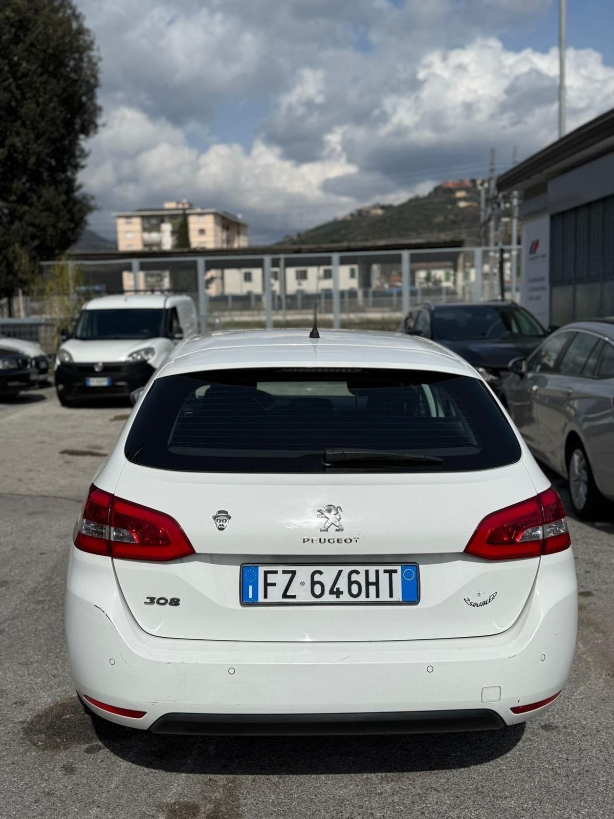 Peugeot 308 BlueHDi 130 S&S SW Allure