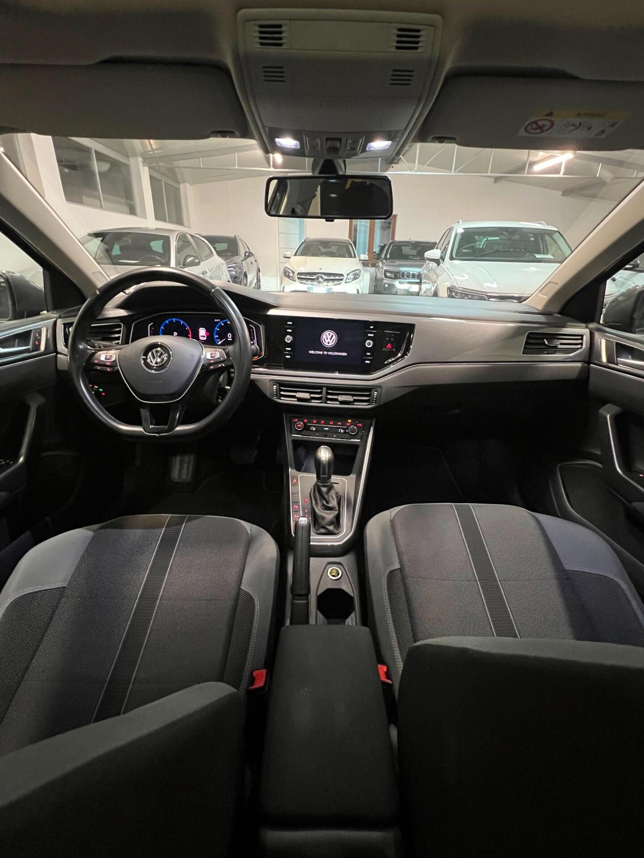 Volkswagen Polo 1.0 TSI DSG R-line -Tetto apribile