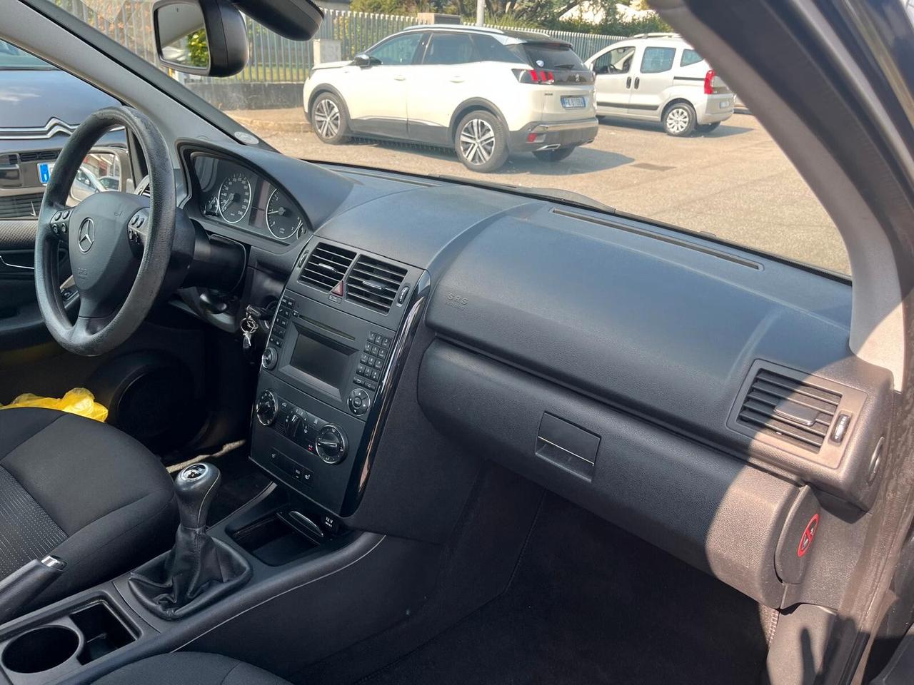 Mercedes-benz A 160 A 160 BlueEFFICIENCY