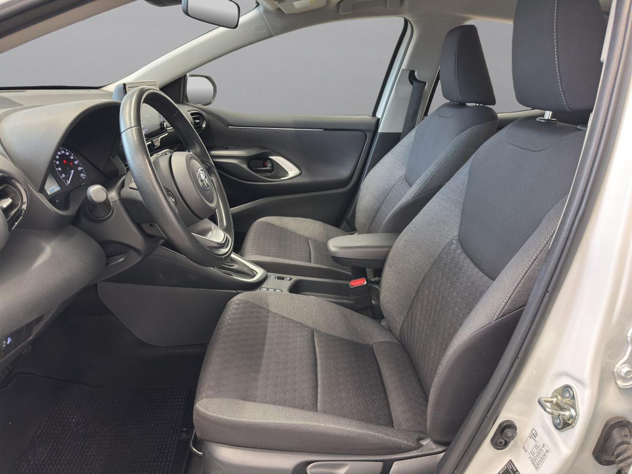 Toyota Yaris 1.5h Active