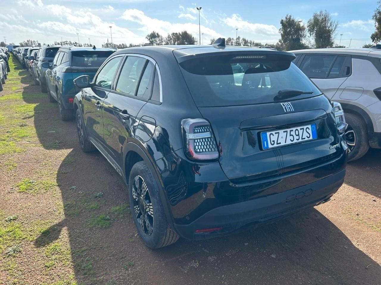 FIAT 600 1.2 HYBRID 145CV DCT MHEV POP ( FARI LED - COCKPIT - PELLE - NAVI - MIRROR - PDC - TELECAMERA POST. - CERCHI 18 )