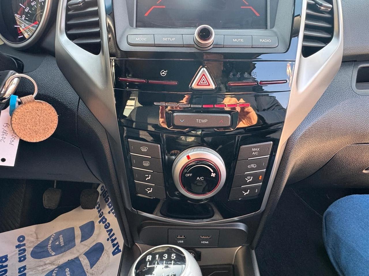 Ssangyong Tivoli 1.6 2WD Bi-fuel GPL Go