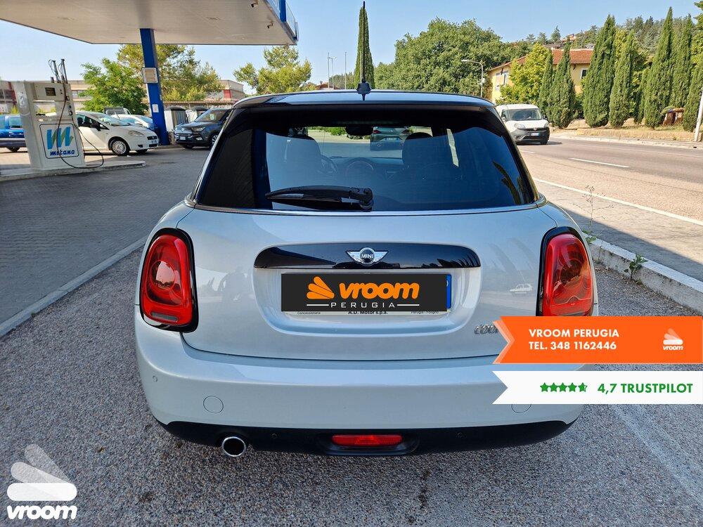 MINI Cooper D F55 1.5 Hype 5P 2017 NEOPATENTATO