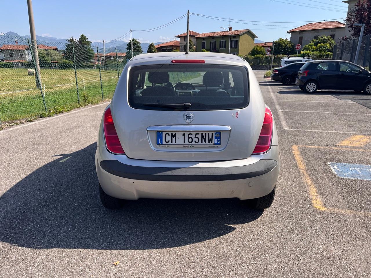 Lancia Ypsilon 1.2 Oro